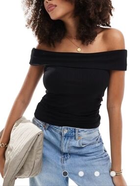 Stradivarius Off The Shoulder Top
